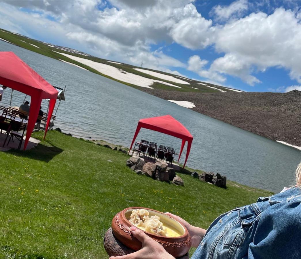 Mount Aragats Aparthotel Byurakan Ngoại thất bức ảnh