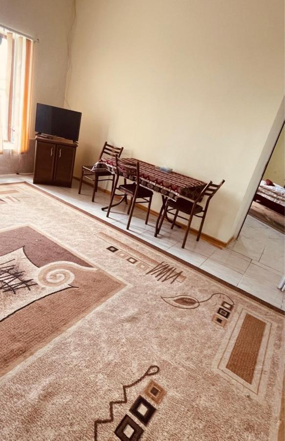 Mount Aragats Aparthotel Byurakan Ngoại thất bức ảnh